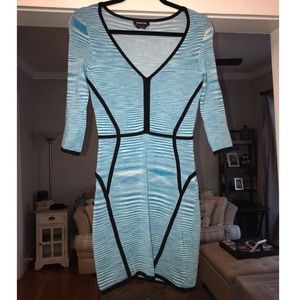 Bebe dress 3/4 sleeves